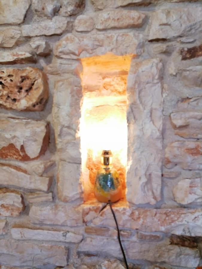 Mala Kuca Sa Velikim Grijanim Bazenom Antonio Βίλα Šišan Εξωτερικό φωτογραφία